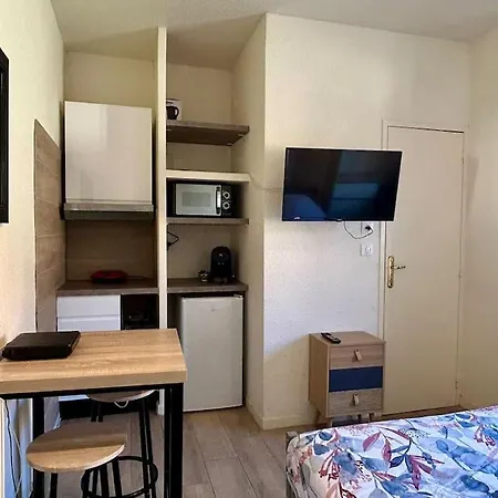 Lion D'or 25 - Meublee Et Equipee - Centre-ville Apartment *